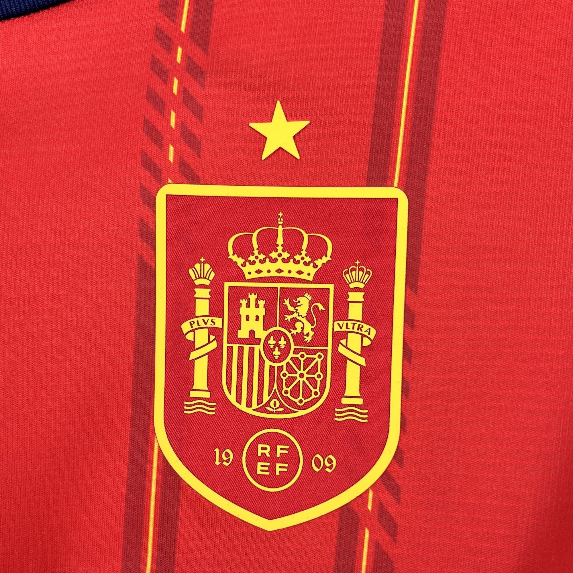 CAMISETA ESPAÑA LOCAL MUNDIAL 2026 MANGA LARGA